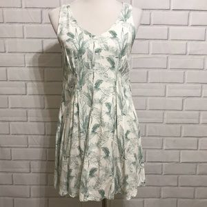 🍍RVCA Green Leaf Print Sundress Size Small